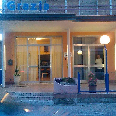 Grazia Hotell *